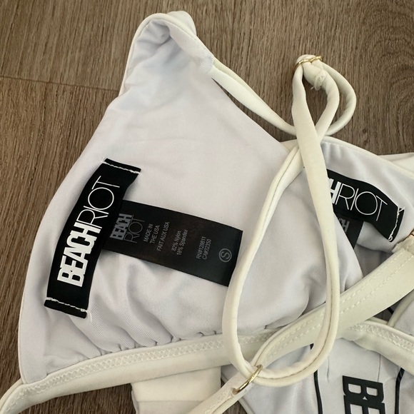 Beach Riot White Bikini with Shell Design - Picture 6 of 6